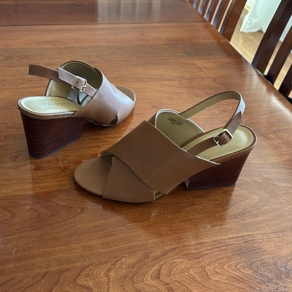 New Talbots leather shoes 3” heel